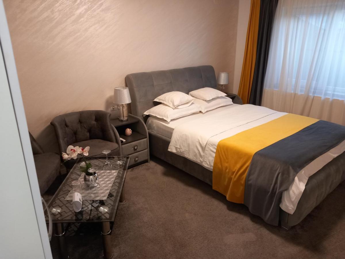 Apartment Davison Targu Jiu